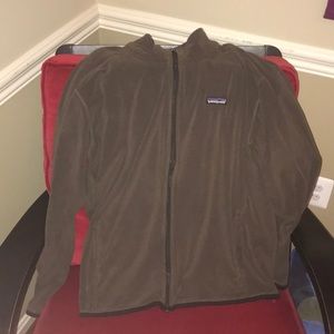 brown fleece zip up patagonia
